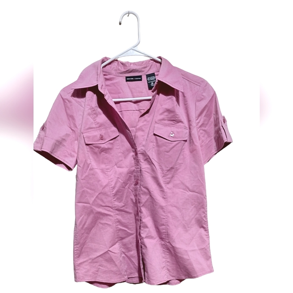 New York & Company Pink Button Down Top with Two Pockets, Size M